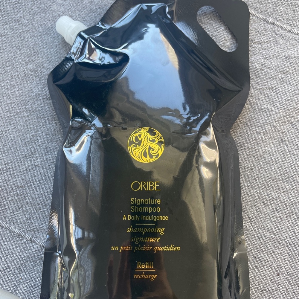 Oribe Signature Shampoo refill